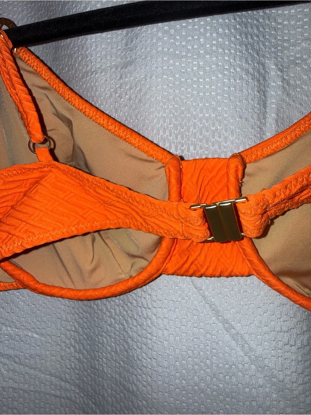NWT Yllw the Label Textured Bikini Top - Picture 4 of 6